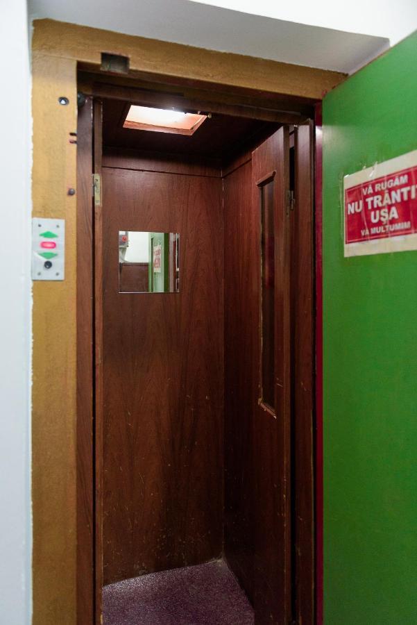 Sunny Studio - Top Location - Green View Balcony บูคาเรสต์ ภายนอก รูปภาพ